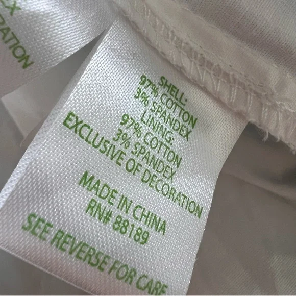 Lilly Pulitzer Jesse Romper in Multi Shell of a Party Size 8 - Picture 12 of 14